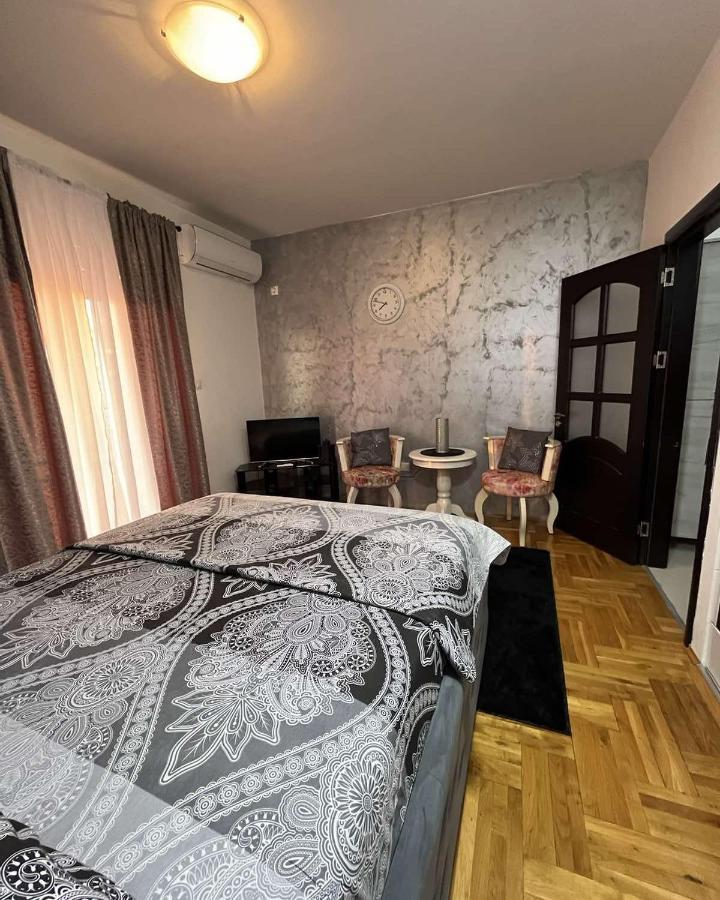 Studio Place 8 Podgorica Esterno foto