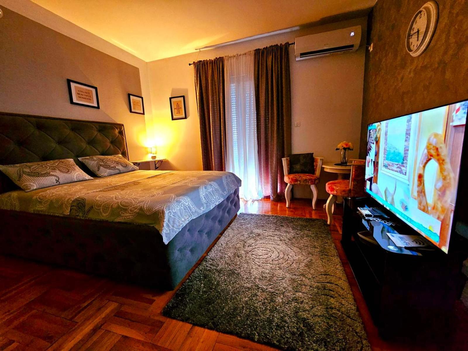 Studio Place 8 Podgorica Esterno foto